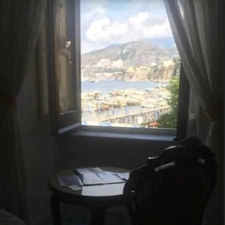 Surriento Panzió Sorrento