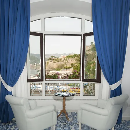 Surriento Bed & Breakfast 4*