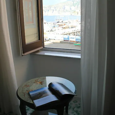 Surriento Bed & Breakfast 3*